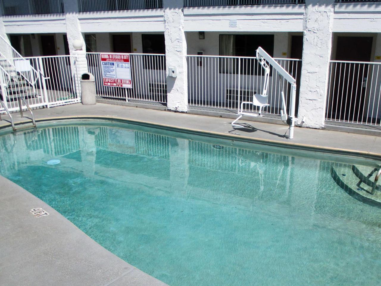 Motel 6-Fresno, Ca Buitenkant foto